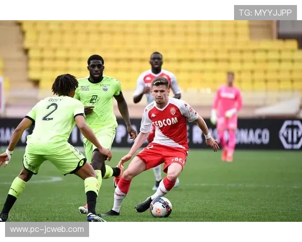 法甲中游球队崛起:战术创新与数据驱动成关键 法甲中游球队崛起:战术创新与数据驱动成关键